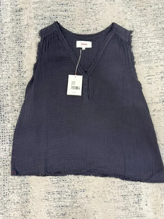 Xirena Evva top in color Obsidian XS - Picture 1 of 2